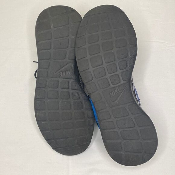 NIKE ROSHE ONE RUNNING SNEAKERS - Picture 6 of 7